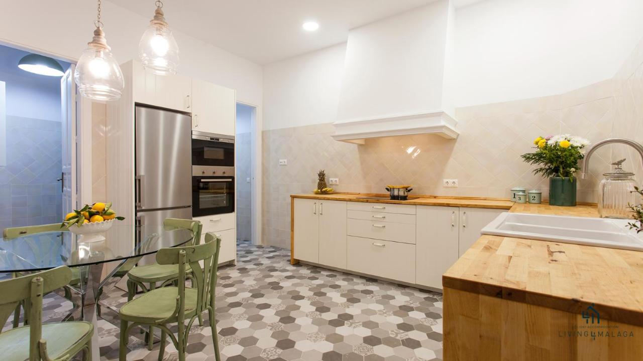 Living4Malaga Aduana Presidential Apartman Kültér fotó