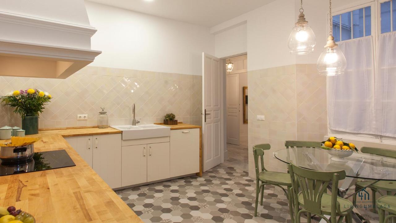 Living4Malaga Aduana Presidential Apartman Kültér fotó